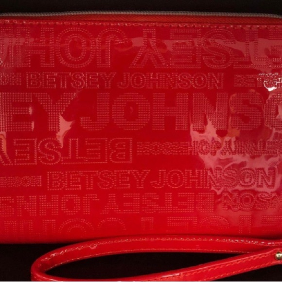 Betsey Johnson Wristlet Wallet Clutch Patent Leather Effect EUC 6inch - Picture 2 of 5
